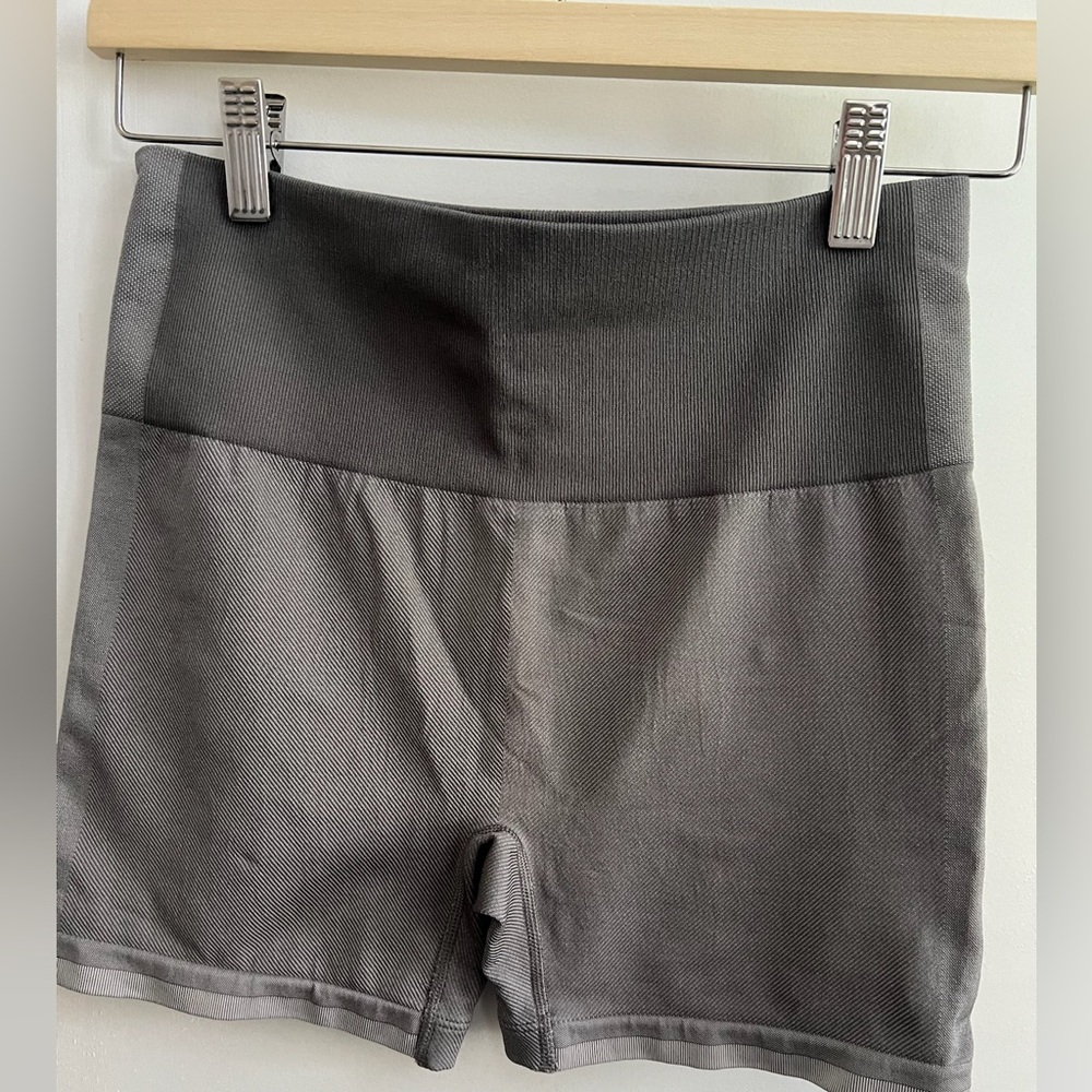 NWOT Outdoor Voices High-Rise Gray Active Shorts